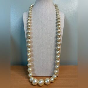 Kenneth Jay Lane Necklace Chunky Maximalist Faux Pearl Cream Graduated 40”